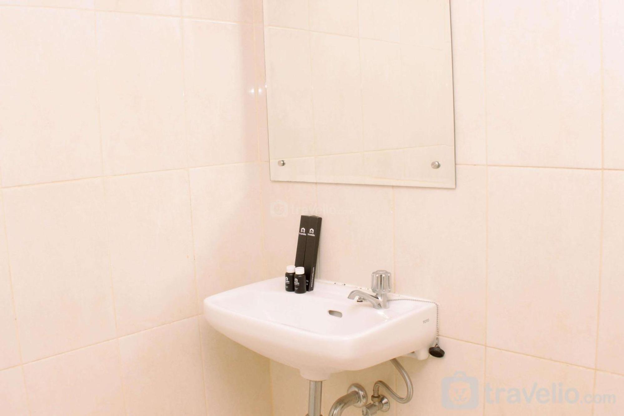 Cozy And Modern At Springlake Summarecon By Travelio Apartemen *