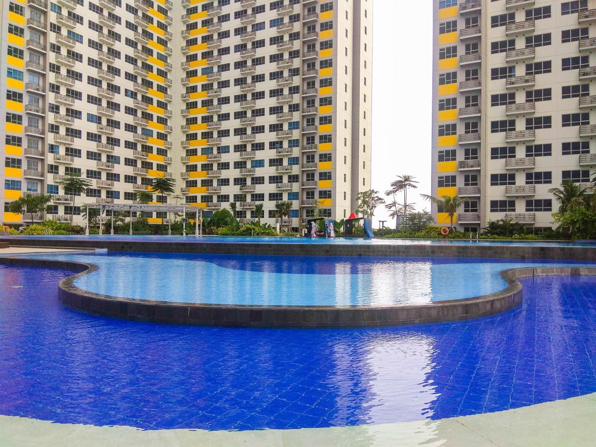 Cozy And Modern At Springlake Summarecon By Travelio Apartemen