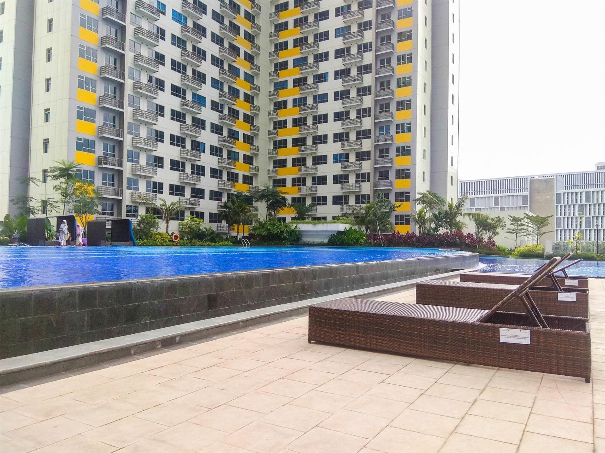 Cozy And Modern At Springlake Summarecon By Travelio Apartemen